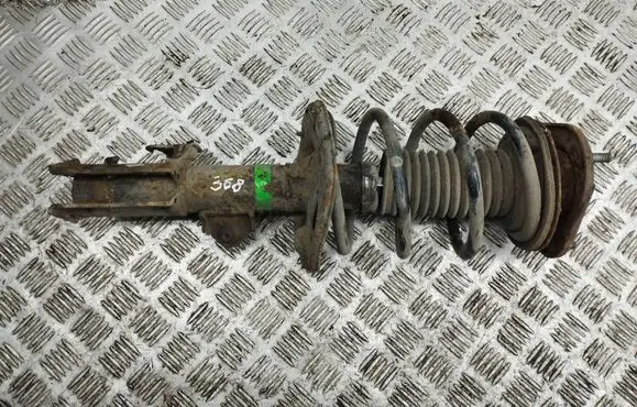 Toyota Auris 150 Front shock absorber/damper