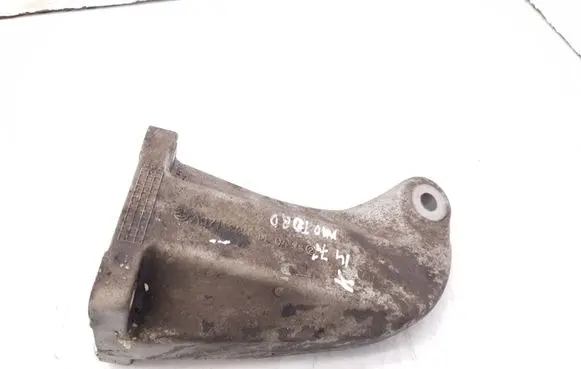 SsangYong Actyon sports II Engine mounting bracket A6712231404