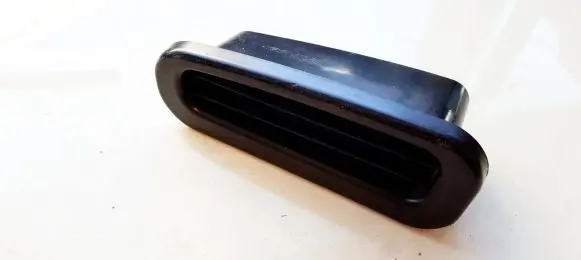 Mercedes-Benz E W211 Dash center air vent grill A2116920259