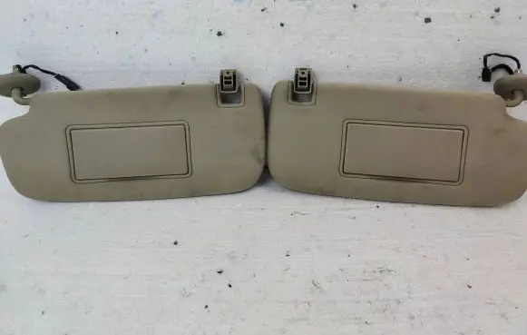 Jeep Grand Cherokee Sun visor