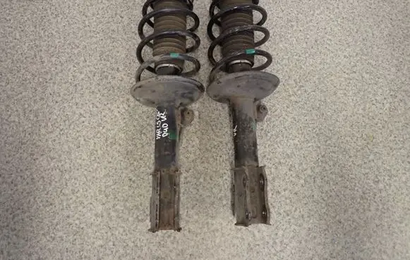 Toyota Yaris Front shock absorber with coil spring 
