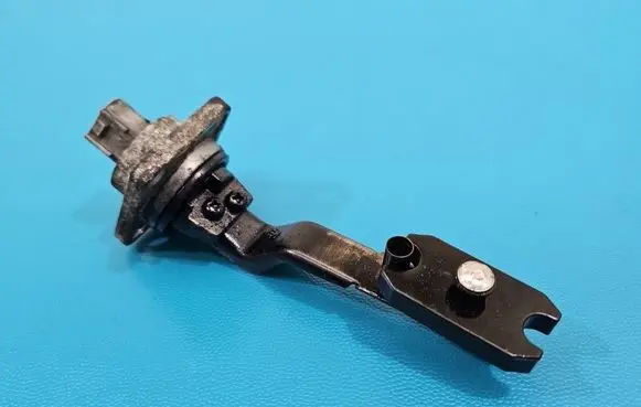 Toyota Corolla E120 E130 Oil level sensor IMPRK1606352