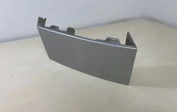 Rear/tail light trim molding