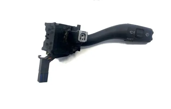 Audi TT TTS Mk2 Wiper control stalk 8P0953519C
