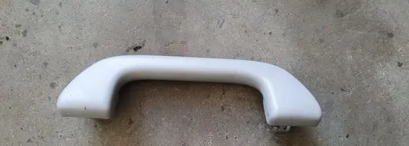 Honda CR-V Front interior roof grab handle