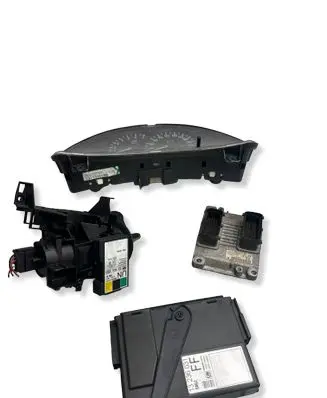 Opel Corsa C Engine control unit/module 0261208253 55352622 1039S1072