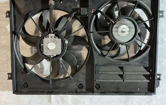 Volkswagen PASSAT B6 Fan set 1K0121205G 1K0121207AA