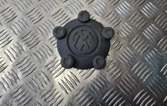Volkswagen Caddy Original wheel cap 2K0601169
