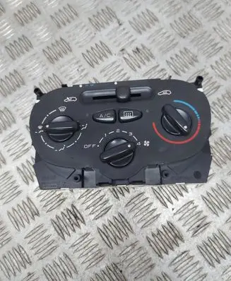 Peugeot 206 Climate control unit 1068701