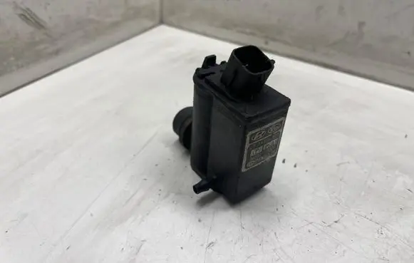 KIA Sorento Wiper motor 985103E000