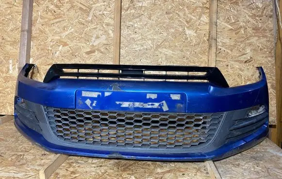 Volkswagen Scirocco Front bumper 1K8807221C 1K8805903A