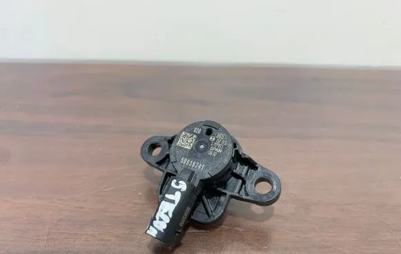 Alfa Romeo Stelvio Airbag deployment crash/impact sensor 50536741