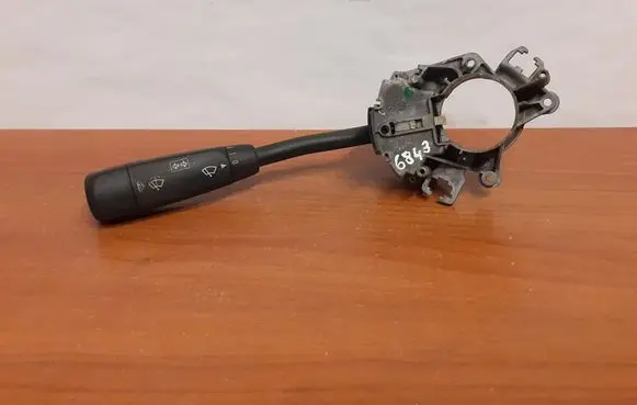 Mercedes-Benz E W210 Indicator stalk 6843 A2105450110