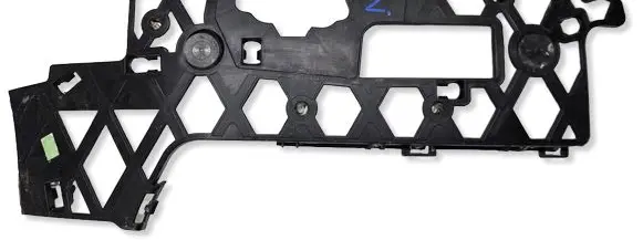 Volkswagen PASSAT B7 Front bumper mounting bracket 3AA807178KOLUMB