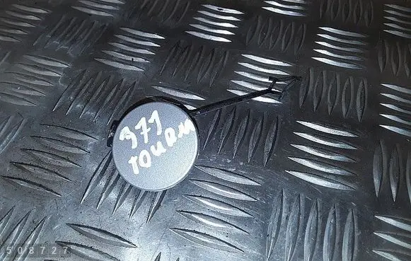 Rear bumper row hook cap/cover