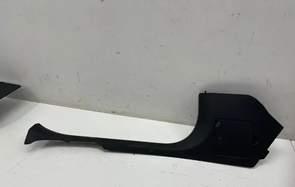Mercedes-Benz E AMG W213 Front sill trim cover A2136804900