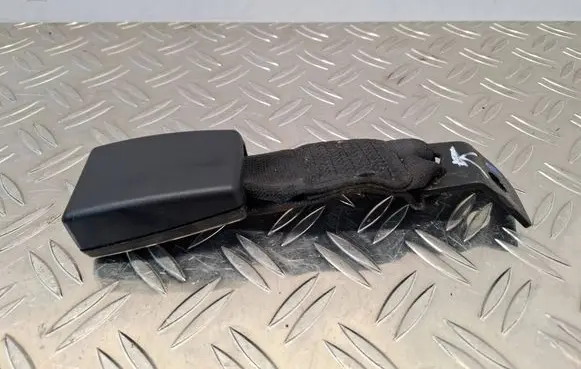 BMW 3 E90 E91 Rear seatbelt buckle 9117261 603853900H
