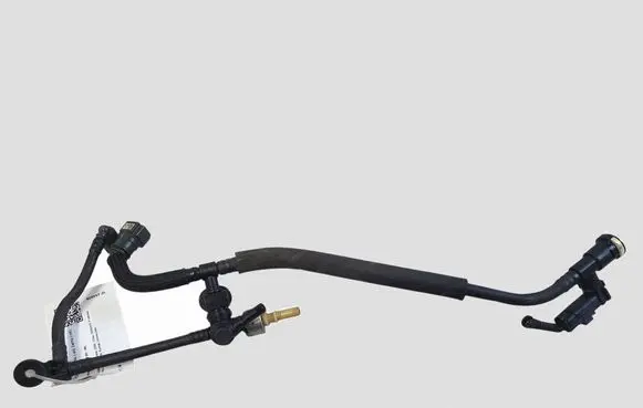 Volkswagen Golf V Fuel line/pipe/hose