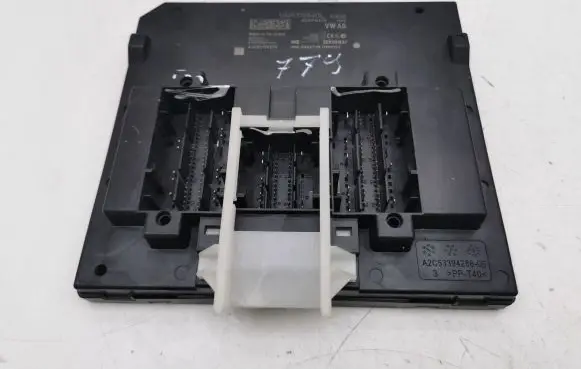 Audi Q3 F3 Comfort/convenience module 5Q0937084DL