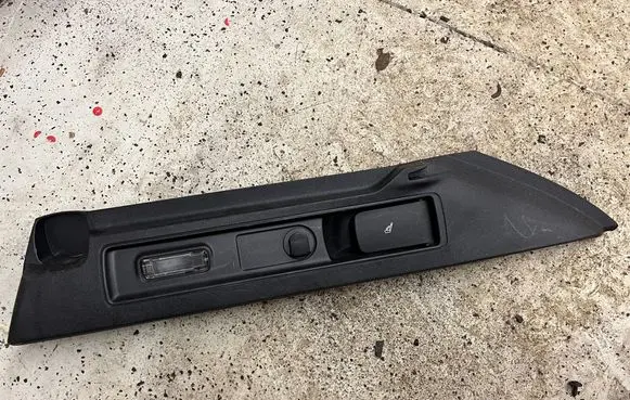 Alfa Romeo Stelvio Tailgate/trunk side cover trim 156122898 156125097
