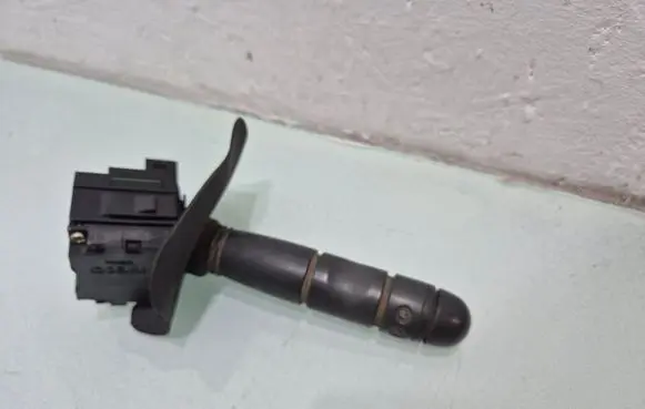 Iveco Daily 3rd gen Wiper control stalk 