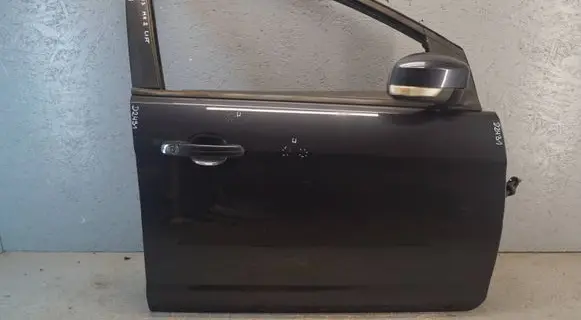 Ford Focus Front door