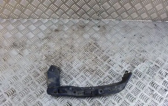 Honda CR-V Headlight/headlamp mounting bracket
