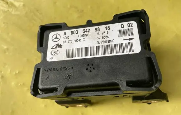 Mercedes-Benz C W203 ESP acceleration yaw rate sensor A0035429818