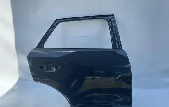 Audi Q2 - Rear door 81A839066
