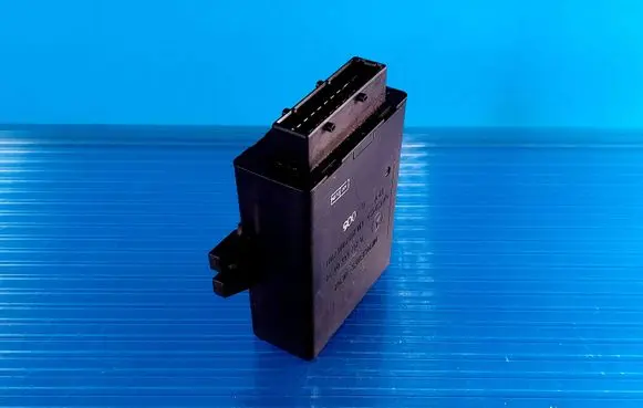 Mercedes-Benz E W211 Light module LCM A2115450432