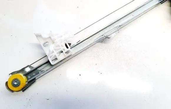 Mazda CX-30 Sliding door window regulator with motor dfr5