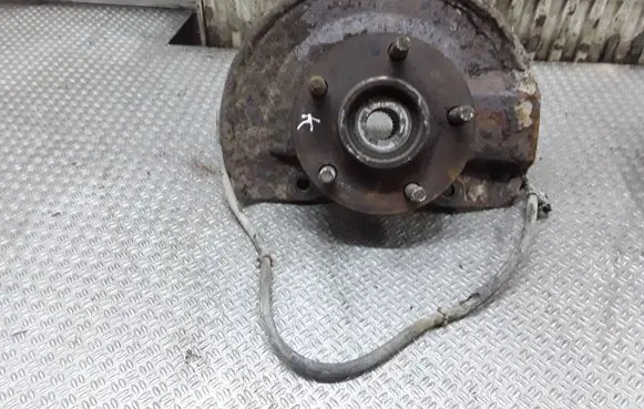 Mitsubishi Lancer Front wheel hub spindle knuckle