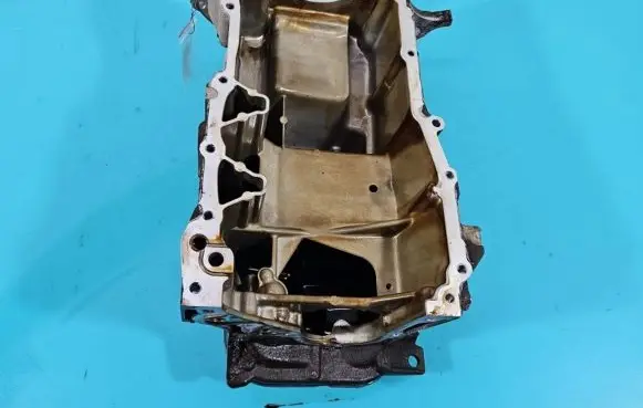 Oil sump