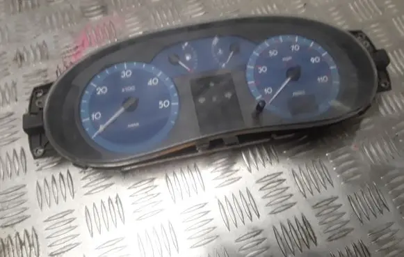 Opel Movano A Speedometer (instrument cluster) 8200032766