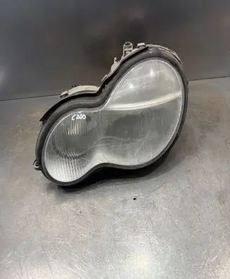 Mercedes-Benz C W203 Headlight/headlamp A2038200161