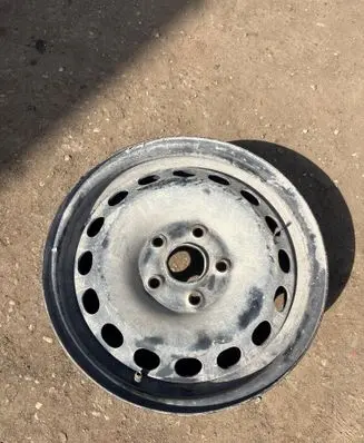 Volkswagen Caddy R15 steel rim 2K0601027