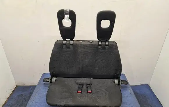 Citroen C-Crosser Second row seats 