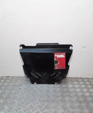 Volkswagen PASSAT B5.5 Engine splash shield/under tray 260466