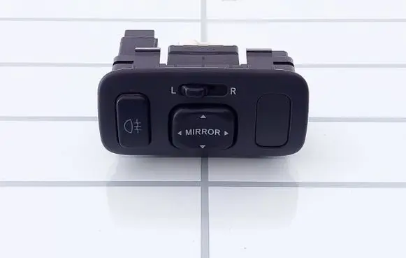Toyota Yaris Wing mirror switch 5472090