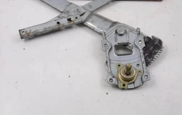 Chevrolet Matiz Rear door manual window regulator 