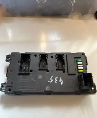 BMW 4 F32 F33 Fuse module 9374509 A2C30450320