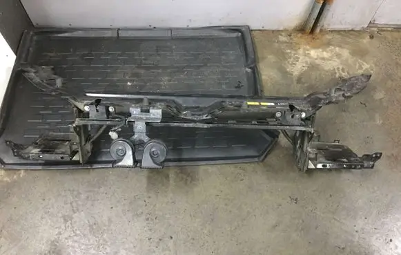 Land Rover Discovery Sport Radiator support slam panel