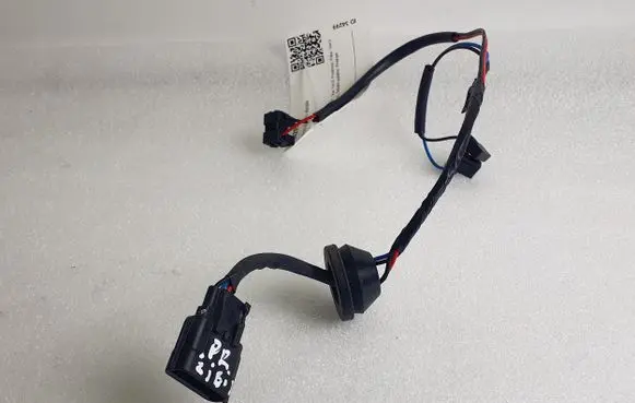 Dacia Spring Headlight/headlamp wiring loom/harness 
