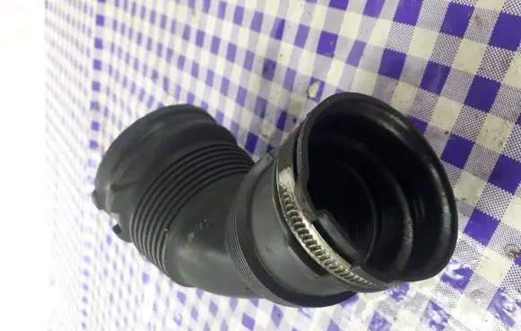 Audi A4 S4 B7 8E 8H Intercooler hose/pipe
