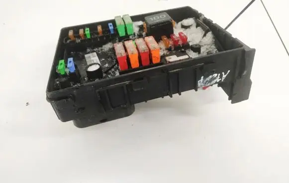 Skoda Octavia Mk2 (1Z) Fuse box set 1k0937125a