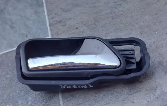 Front door interior handle