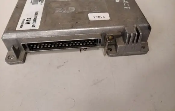 Renault Espace III Engine control unit/module S101260104A 7700851740