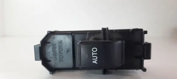 Toyota Avensis Verso Electric window control switch 8403044020 514777