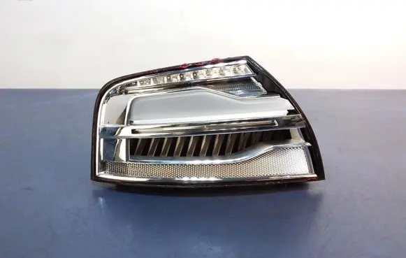 Audi A8 S8 D4 4H Rear/tail lights 4H0945095J