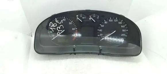 Volkswagen PASSAT B5 Speedometer (instrument cluster) 3B0919880